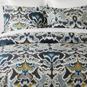 Williams Sonoma Abstract Blue and Gray Pillow shams 2x